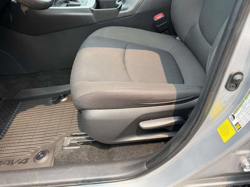 Used 2024 Toyota RAV4 LE FWD image 16