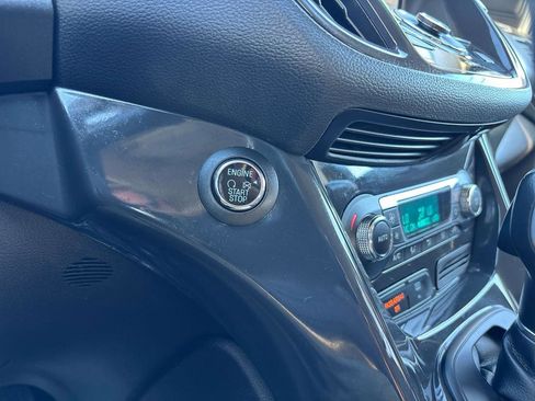 Used 2016 Ford Escape Titanium image 30