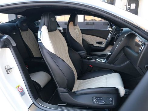 Used 2015 Bentley Continental GT V8 S image 29