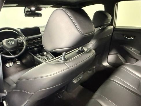 Used 2025 Honda Accord Sport image 34