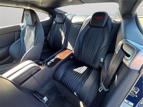 Used 2016 Bentley Continental GT image 38
