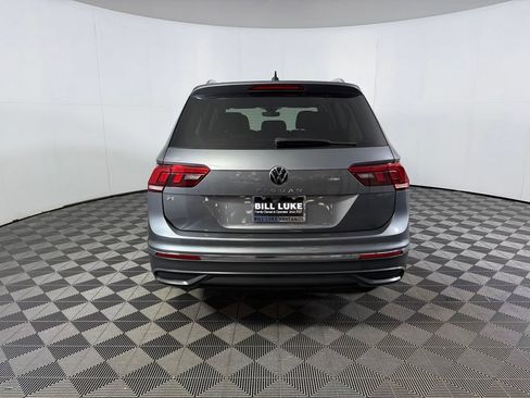Used 2024 Volkswagen Tiguan SE FWD image 7