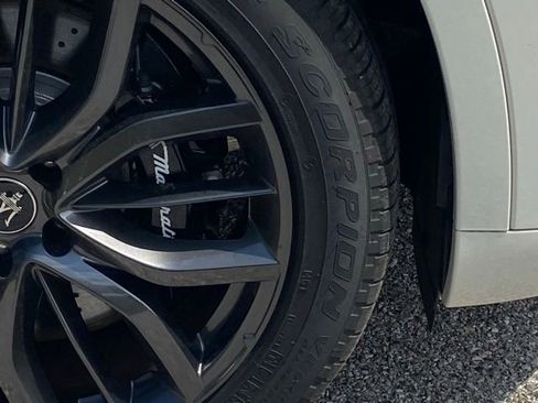 New 2024 Maserati Levante GT Ultima image 13