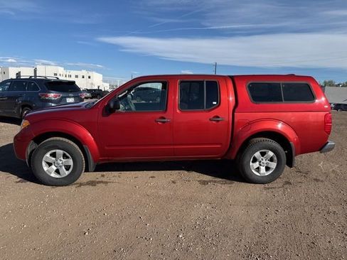 Used 2012 Nissan Frontier SV w/ SV Premium Utility Pkg image 2