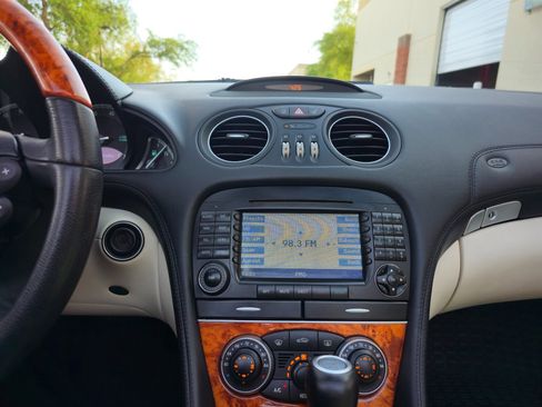 Used 2007 Mercedes-Benz SL 550 SL 550 image 23