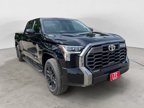 New 2026 Toyota Tundra Platinum AWD/4WD image 8