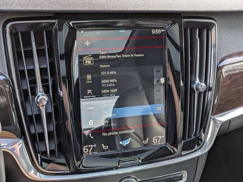 Used 2018 Volvo S90 T5 Momentum AWD/4WD image 19