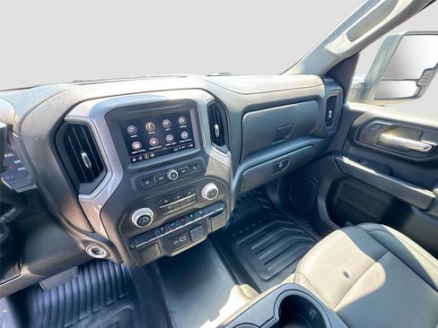 Used 2024 GMC Sierra 2500 Pro w/ Convenience Package AWD/4WD image 8