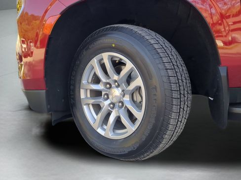 Used 2021 Chevrolet Suburban LT RWD image 71