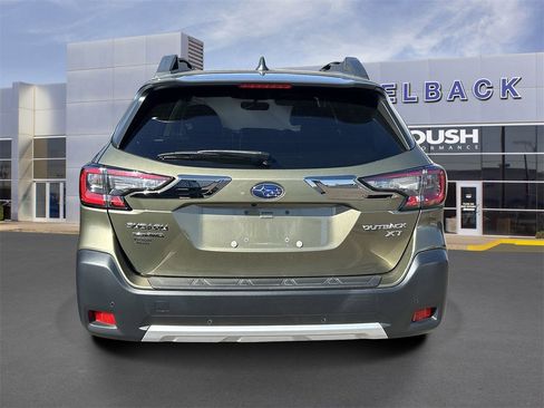 Used 2023 Subaru Outback Limited XT image 5