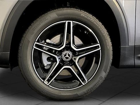 New 2026 Mercedes-Benz GLB 250 4MATIC image 17