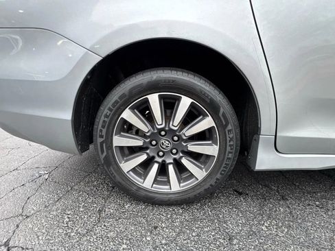 Used 2019 Toyota Sienna LE image 14