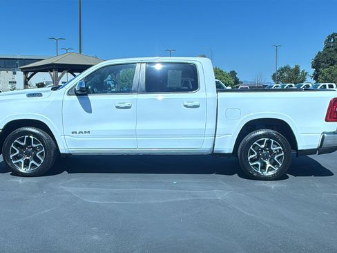 Used 2025 RAM 1500 Laramie AWD/4WD image 6