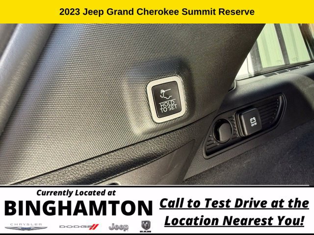 Used 2023 Jeep Grand Cherokee Summit AWD/4WD image 31