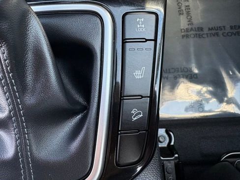 Used 2024 Kia Seltos EX AWD/4WD image 19