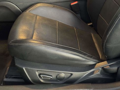 Used 2016 Ford Mustang Premium image 13