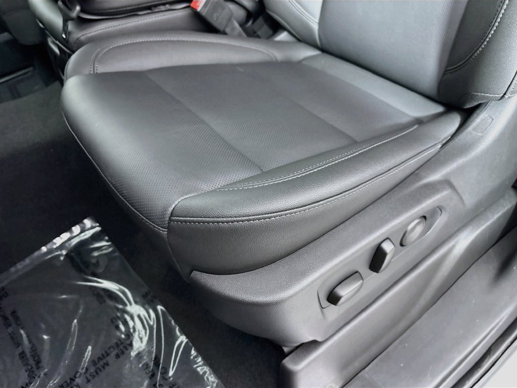New 2026 GMC Sierra 1500 SLT AWD/4WD image 18