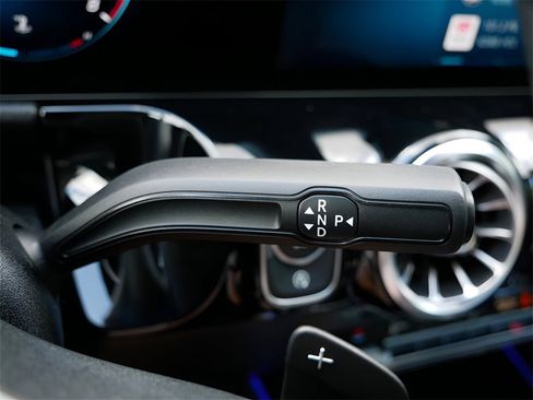 Used 2022 Mercedes-Benz GLA 250 4MATIC image 20