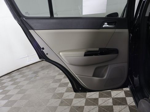 Used 2021 Kia Sportage EX w/ EX Technology Package image 29