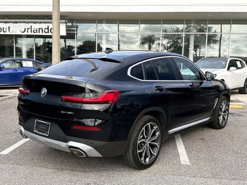 Used 2025 BMW X4 xDrive30i w/ Premium Package AWD/4WD image 3
