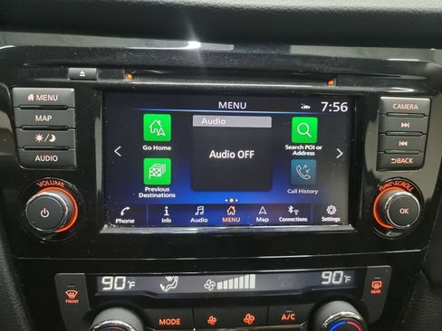 Used 2020 Nissan Rogue SL w/ Premium Package image 22