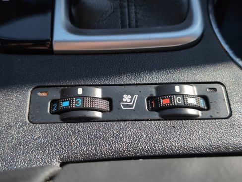 Used 2019 Toyota Highlander Limited Platinum AWD/4WD image 41