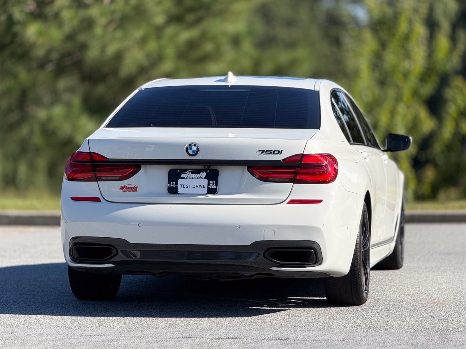 Used 2018 BMW 750i RWD image 7