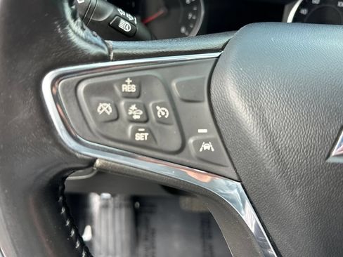 Used 2020 Chevrolet Equinox LT FWD image 17