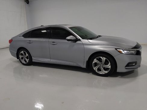 Used 2019 Honda Accord EX-L image 11