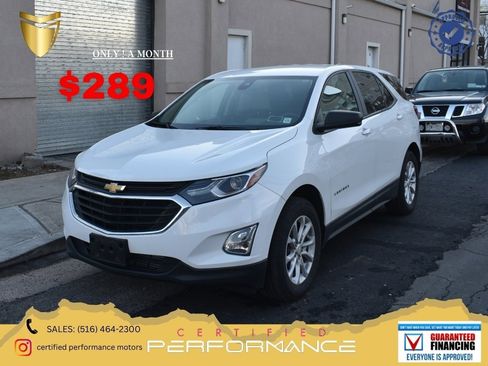 Used 2020 Chevrolet Equinox LS w/ LS Convenience Package image 1