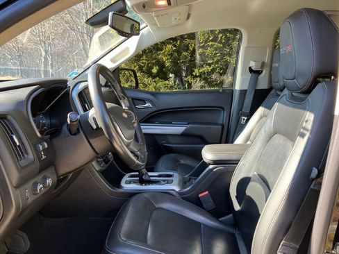 Used 2018 Chevrolet Colorado ZR2 w/ ZR2 Midnight Special Edition image 3