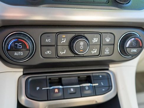 Used 2022 GMC Acadia Denali w/ Trailering Package image 34