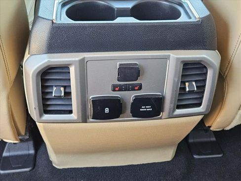 Used 2020 Ford F350 Lariat w/ Lariat Ultimate Package AWD/4WD image 18
