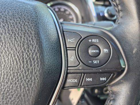 Used 2019 Toyota Camry SE FWD image 27