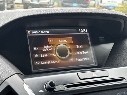 Used 2017 Acura MDX SH-AWD image 19