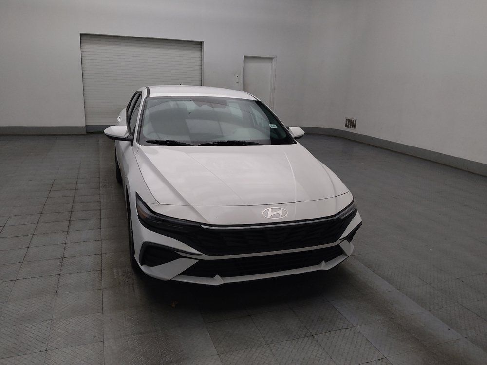 Used 2024 Hyundai Elantra SEL FWD image 14