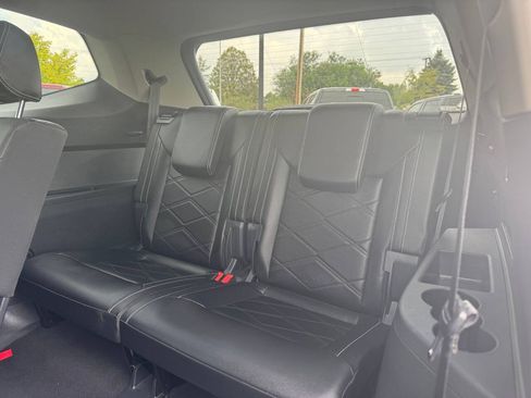 Used 2024 Volkswagen Atlas SE AWD/4WD image 29