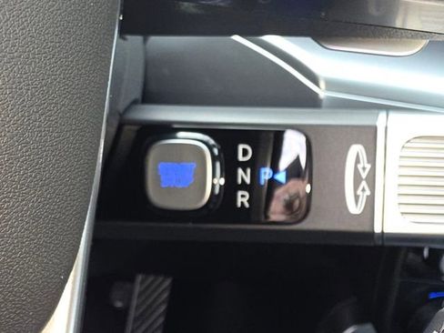 New 2026 Hyundai Ioniq 9 Calligraphy image 13