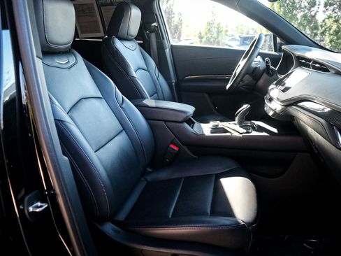 Used 2022 Cadillac XT4 Sport w/ Comfort Package image 33