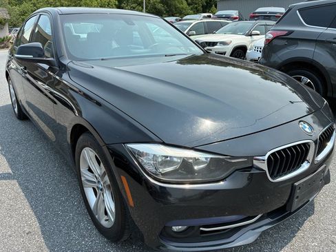 Used 2016 BMW 328i xDrive Sedan AWD/4WD image 3