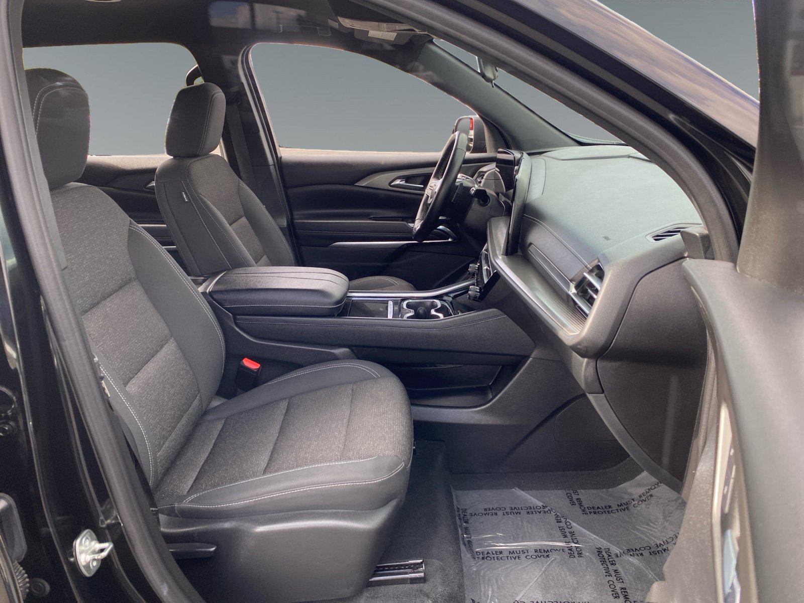 Used 2024 Chevrolet Traverse LT FWD image 15