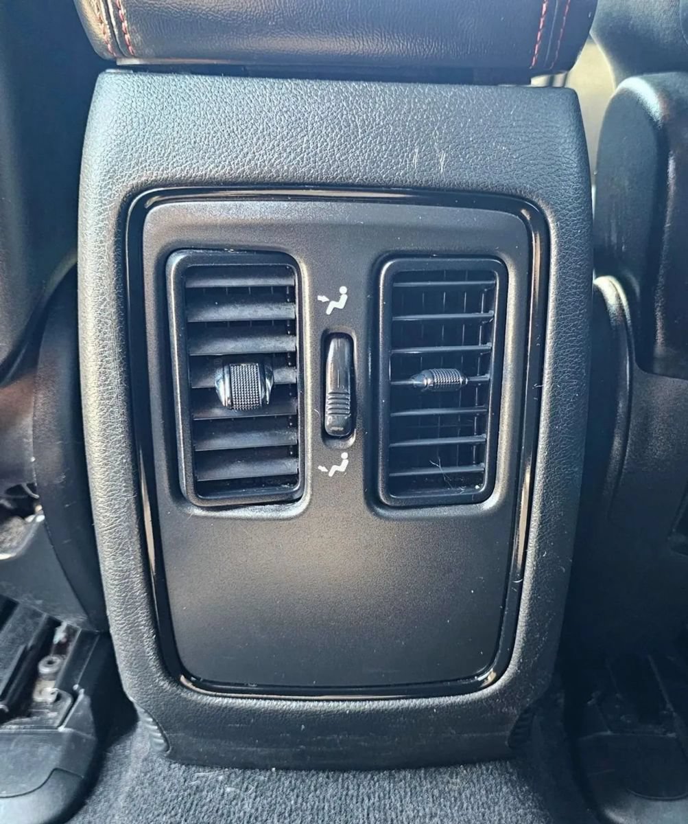 Used 2023 Dodge Durango GT AWD/4WD image 18