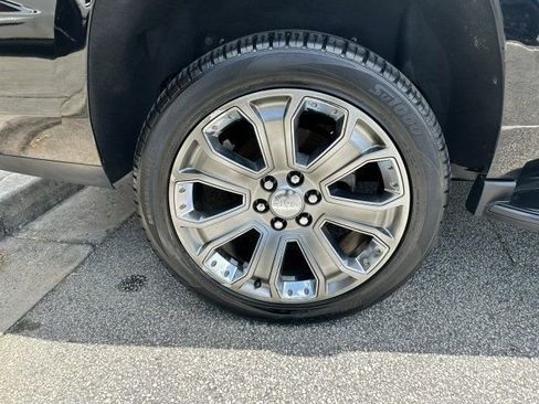 Used 2019 GMC Yukon SLT w/ Open Road Package image 6