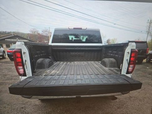 Used 2022 GMC Sierra 2500 SLE AWD/4WD image 9