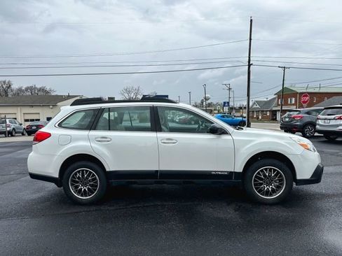 Used 2014 Subaru Outback 2.5i image 9