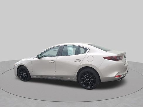 Used 2025 MAZDA MAZDA3 s FWD image 3