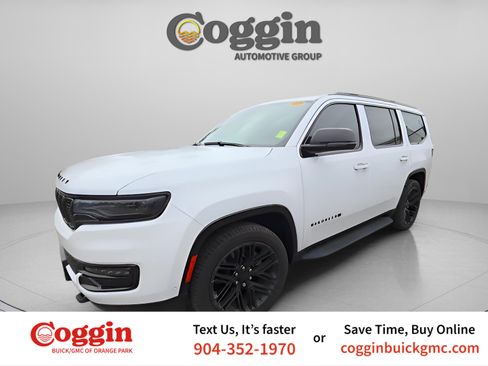 Used 2024 Jeep Wagoneer Series II image 1