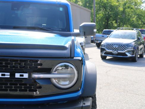Used 2024 Ford Bronco Wildtrak AWD/4WD image 12