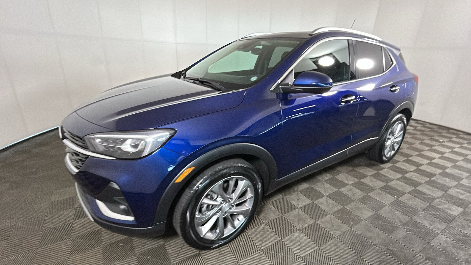 Used 2023 Buick Encore GX Essence w/ Experience Buick Package FWD image 8