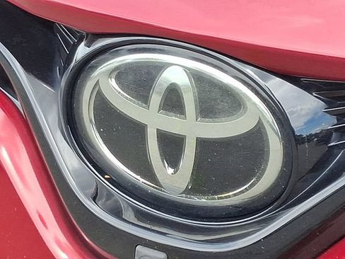 Used 2018 Toyota Camry XLE w/ Driver Assist Package FWD image 30